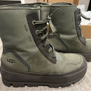 Brand New Ugg Boots - Waterproof